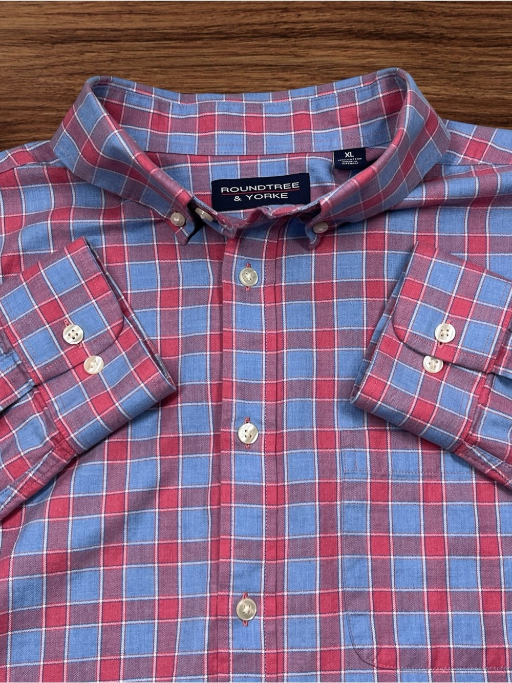 Roundtree & Yorke Blue and Pink Check Pattern Button Down Shirt. Size XL